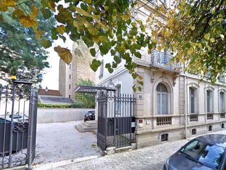 location bureaux 226 m²