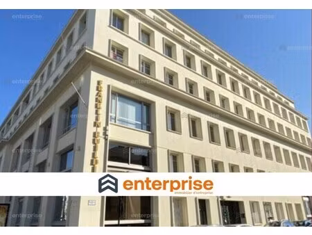 location bureaux 649 m²