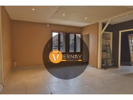 appartement t2- 63.84 m2 - stationnement privatif.