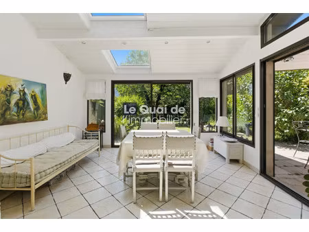 rare a la vente au fontanil
