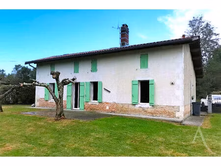 location maison 5 pièces  146.00m²  louchats