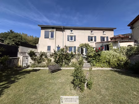 maison sur 3 niveaux + garage