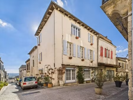 belle maison de village de 4 chambres au cœur de la bastide de monflanquin