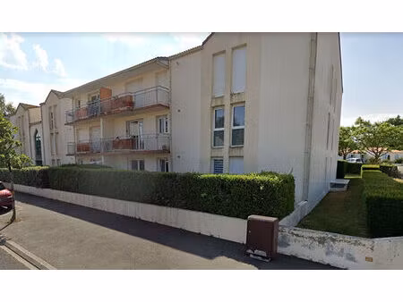 location appartement 4 pièces  83.37m²  la roche