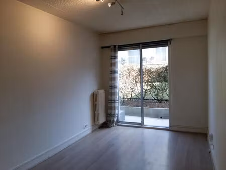 location appartement 1 pièce  23.10m²  saint