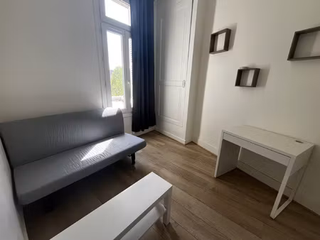 tours grammont t1 14 38m2 a louer