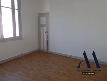 location appartement 2 pièces 43m² tours 37000