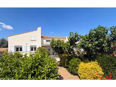 maison agde m² t-6 à vendre  758 000 €