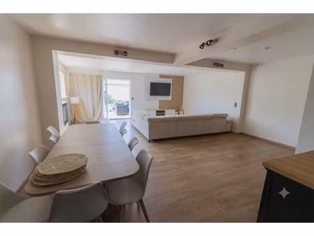 belle maison 4 pièces de 95 m2