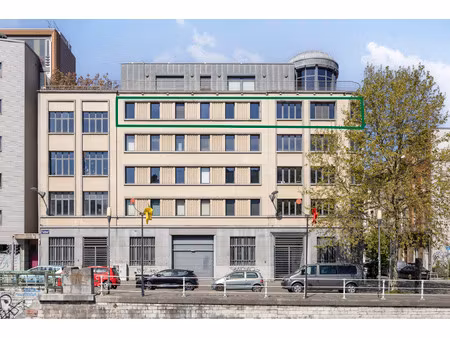 appartement te koop in sint-jans-molenbeek met 3 slaapkamers