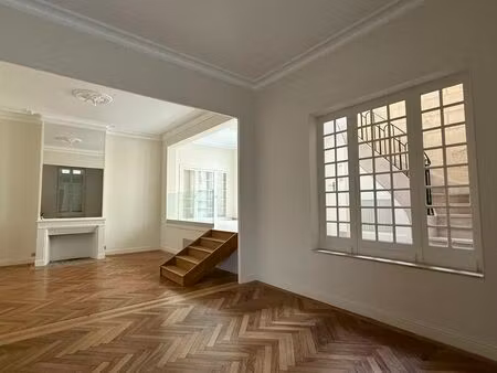 vente bureaux 271 m²