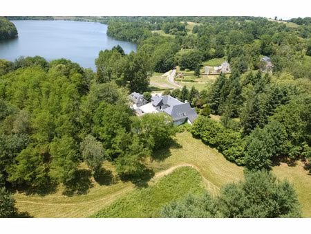 local professionnel à vendre lourdes 21 pièce(s) 963m2 593 000€