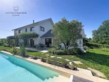 jurancon - sur les côteaux villa moderne 180 m2 vue campagne et pyrénées