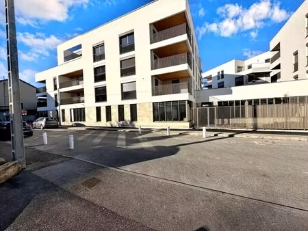 vente bureaux 215 m²