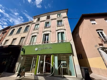 valence centre ville - appartement à rénover de 59m2 dans immeuble de caractère au 3ème...