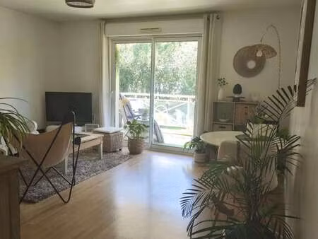 location appartement 3 pièces à pontivy (56300) : à louer 3 pièces / 60m² pontivy