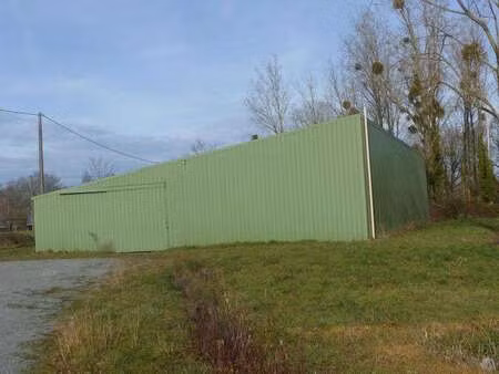 location bureaux et commerces à mesnard-la-barotière (85500) : à louer / 520m² mesnard-la-