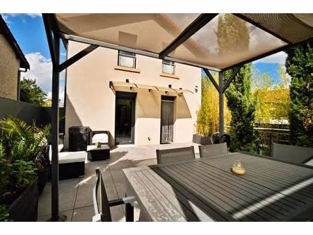 quincieux - maison - 3 chambres