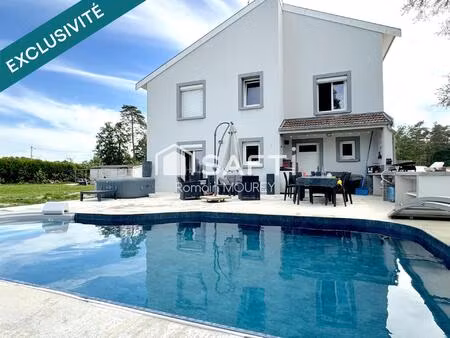 maison 7 pièces 130 m²