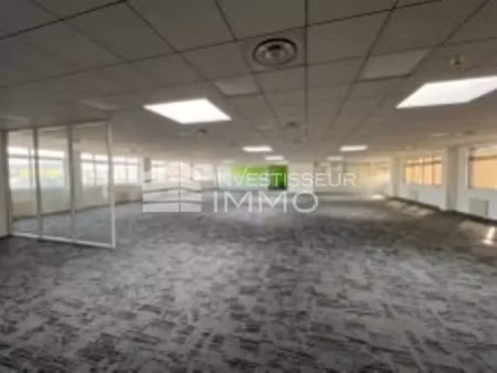 vente bureaux 6 000 m²