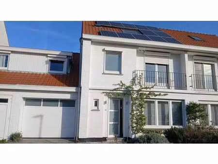kraainem - charmante maison familiale rénovée peb b