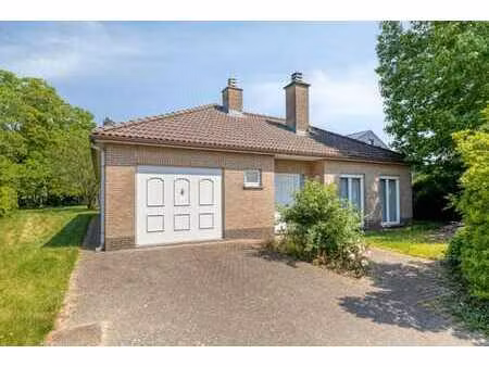 bungalow prêt à emménager avec grand jardin