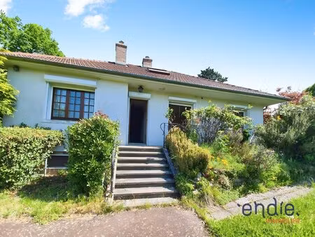 maison t5 128 m² à commentry