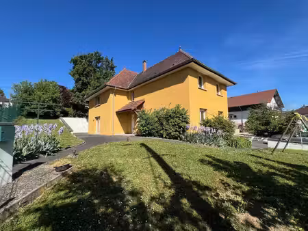 froeningen au calme maison de 2001 de 220 m2 7 pièces 6 chambres 2 sdb sur 10 ares clos
