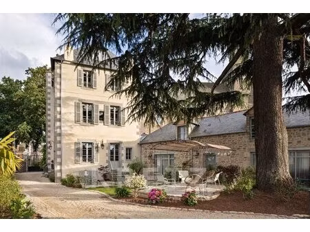 propriété rare à dinan hôtel particulier  gîte et longère de p