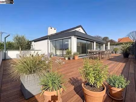 villa contemporaine à la campagne