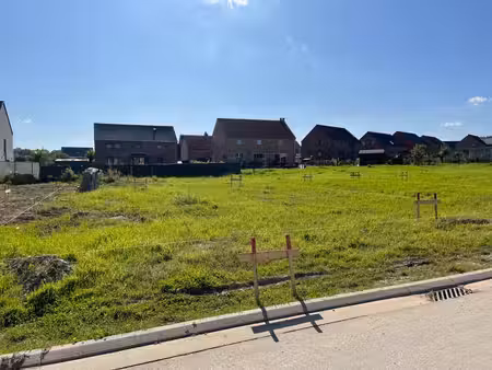 à vendre deux terrains à bâtir vendus exclusivement ensemble