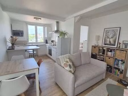 location appartement 3 pièces au mans (72000) : à louer 3 pièces / 40m² le mans