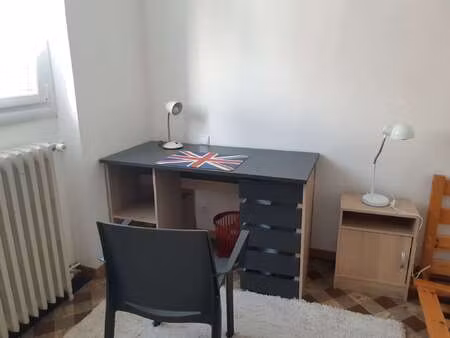 location appartement chambre colocation à nantes rond-point de paris - blanche de castille