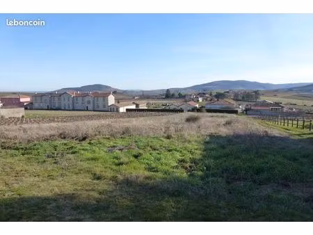 terrain 500 m² lantignie