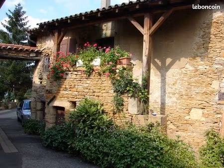 ? terrain viabilisé 462 m² – maison familiale à 25 min de lyon – marcy