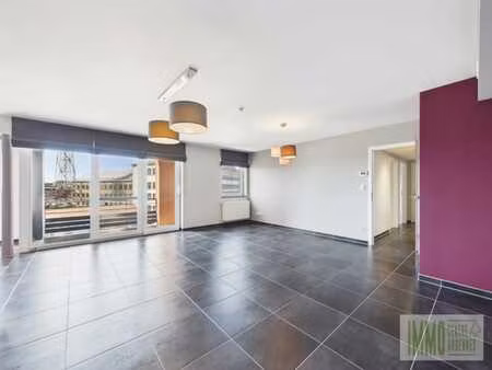superbe appartement à louer au cœur de libramont !