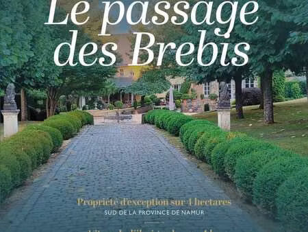 propriété d'exception: bâtisses  dépendances  parc de 4 hect