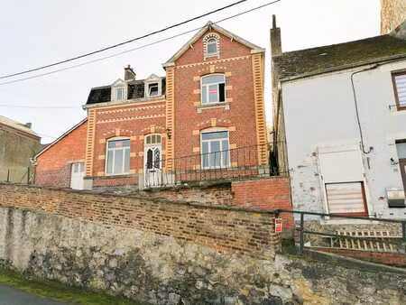 maison 4 facades a renover - jardin - garage