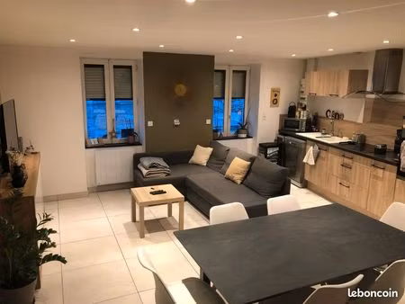 duplex t3 meublé en hypercentre de belleville-en-beaujolais