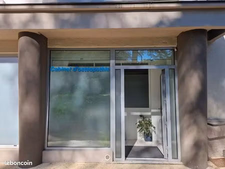 à vendre- local de 33 23m2 - lyon 5ème secteur champvert