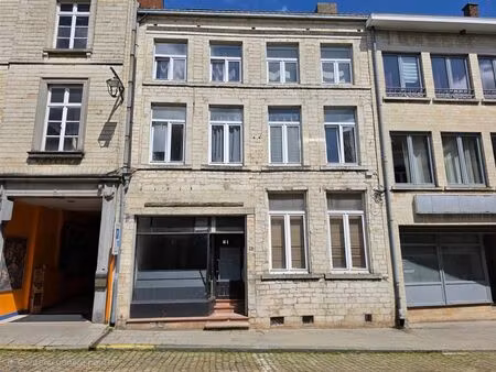 immeuble de rapport à vendre à grand place 39 jodoigne (vbe28766)
