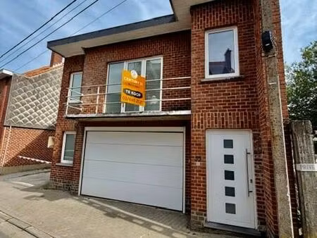 immeuble de rapport à vendre avec garage et 2 chambres   la hulpe (vbe28578)