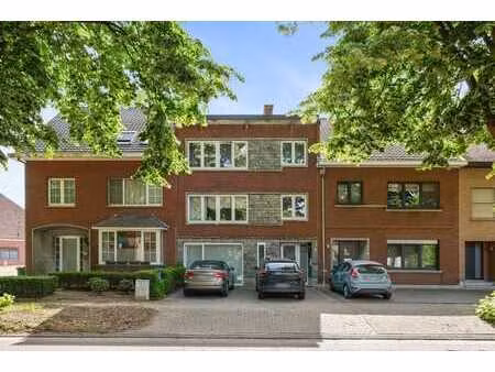 twee slaapkamer appartement te koop in sint-truiden