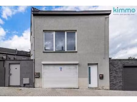 maison avec beau potenteil garage  terrasse et garage
