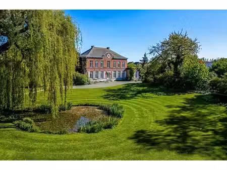 propriété de prestige dans un domaine labellisé « jardin rem