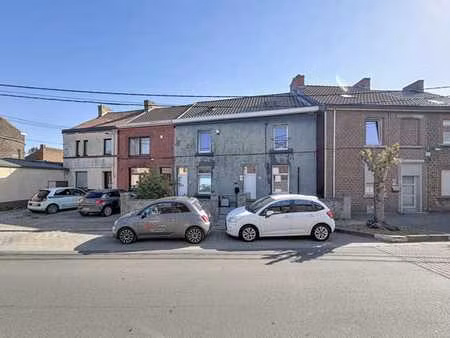 maison 6 chambres - enorme potentiel