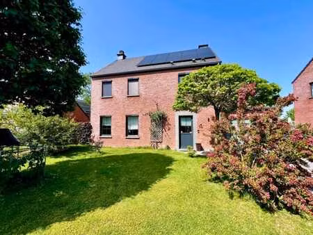 villa 3ch avec garage et jardin