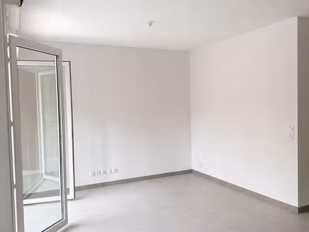 beau studio auribeau sur siagne