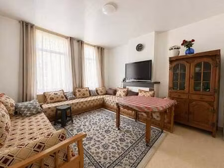 magnifique appartement 1ch - idealement situe - petite copro