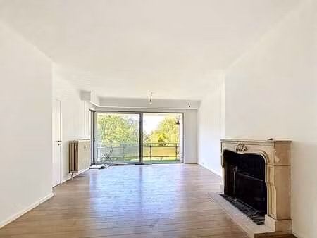lumineux appartement 90m² 2 ch. terrasse garage